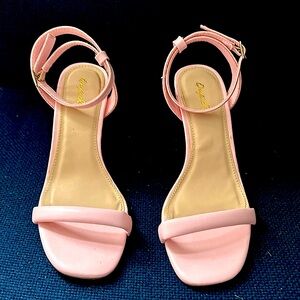 Barbie pink Heels (5.5W) with Memory Foam insole - Never Worn